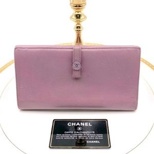 🖤CHANEL RARE Lavendar Leather Long Billfold Wallet Monogram Snap Closure EUC